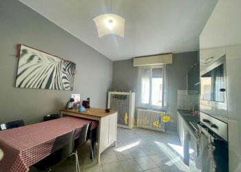 CUCINA vista 3.jpeg - Trilocale Via M. Jacchia 4, Parma (zona Montanara) - foto 8