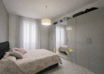 CAMERA DA LETTO vista 1.jpg - Trilocale Via M. Jacchia 4, Parma (zona Montanara) - foto 11