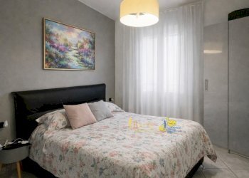 CAMERA DA LETTO vista 2.jpg - Trilocale Via M. Jacchia 4, Parma (zona Montanara) - foto 12