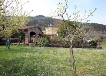 Villa singola divisa in 2 appartamenti - IA04201 ( - Villa Via Capo di Vico 3A, Lucca - foto 3