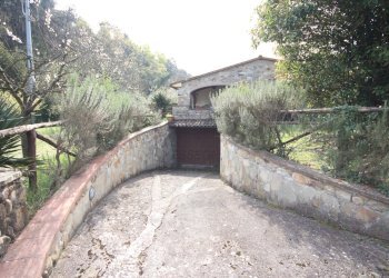 Villa singola divisa in 2 appartamenti - IA04201 ( - Villa Via Capo di Vico 3A, Lucca - foto 29