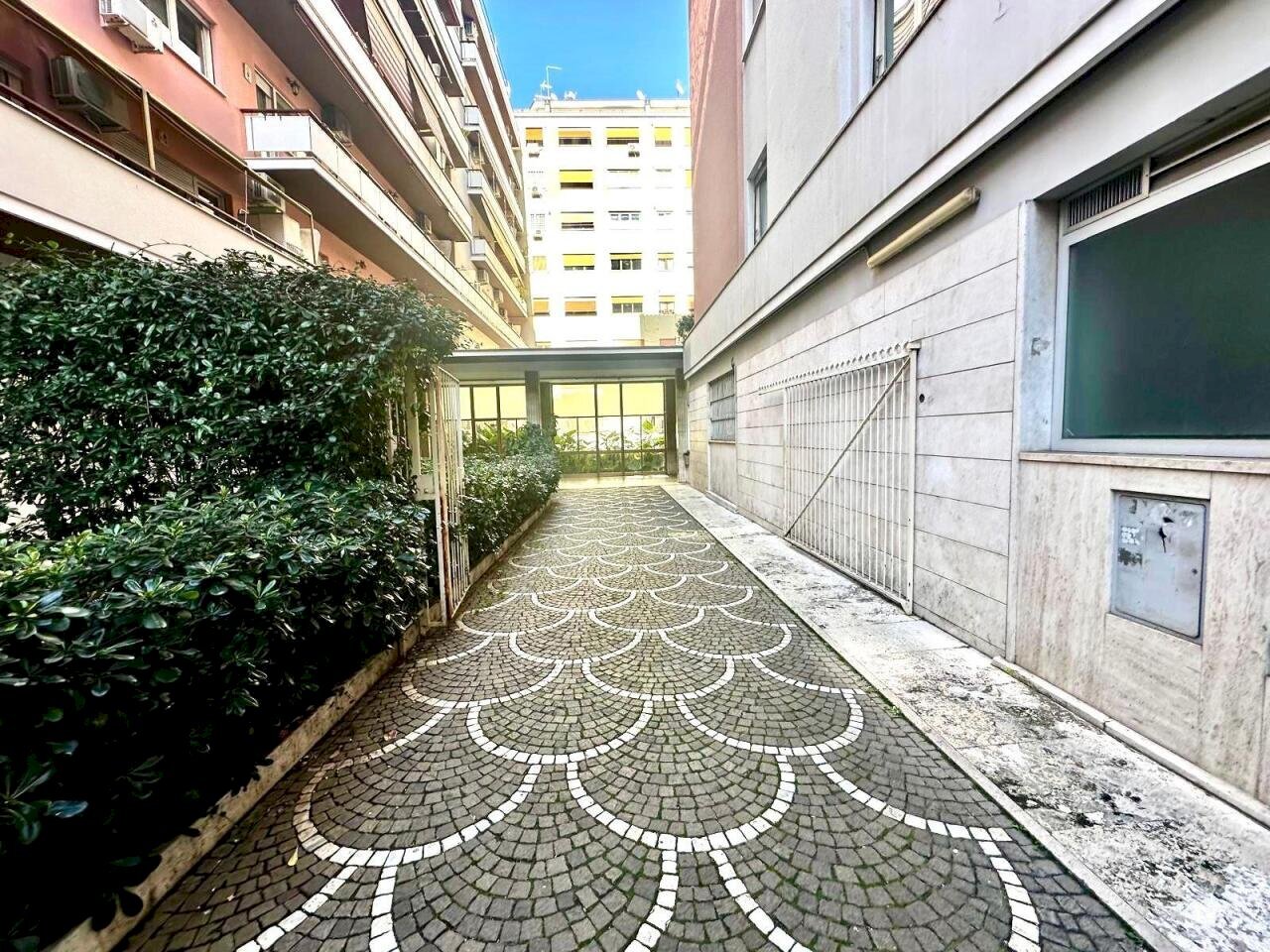 Ingresso condominio - Quadrilocale Via Arrigo Davila, Roma - foto 3
