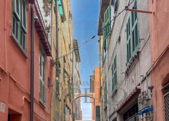 WhatsApp Image 2025-03-24 at 10.13.22.jpeg - Trilocale Via di Mezzo 12, Bordighera - foto 13