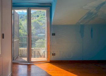 camera - Appartamento Località Gray 14, Camporosso - foto 12