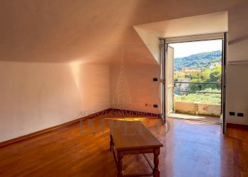 camera - Appartamento Località Gray 14, Camporosso - foto 13