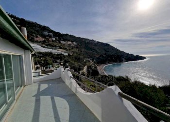 terrazza - Villa Corso Mentone 2, Ventimiglia - foto 19