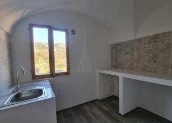 cucina - Bilocale Località Casette 41, Ventimiglia - foto 7
