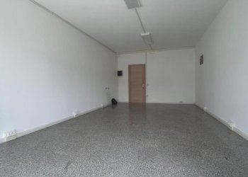 1.jpeg - Locale Commerciale Viale Maiella 23/A, Francavilla al Mare - foto 1