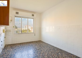 Via Quiliano-24.jpg - Appartamento Via Quiliano 10, Savona - foto 8