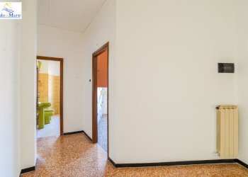 Via Quiliano-14.jpg - Appartamento Via Quiliano 10, Savona - foto 13