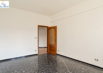 Via Quiliano-25.jpg - Appartamento Via Quiliano 10, Savona - foto 14