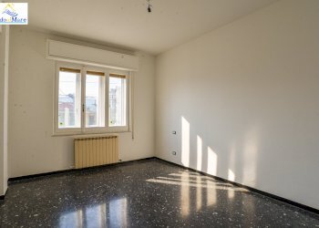 Via Quiliano-26.jpg - Appartamento Via Quiliano 10, Savona - foto 15