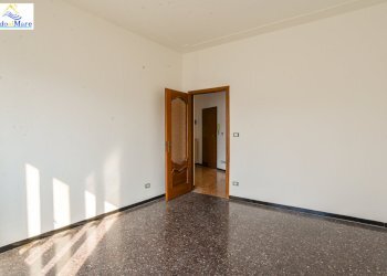 Via Quiliano-29.jpg - Appartamento Via Quiliano 10, Savona - foto 18