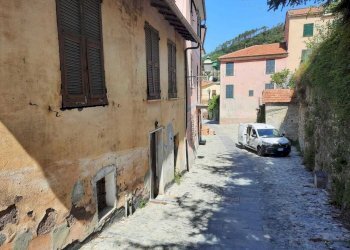 WhatsApp Image 2024-03-11 at 18.06.31.jpeg - Porzione di casa Via Pontano 37, Castiglione Chiavarese - foto 5