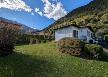 Giardino posteriore.jpg - Villa Via alla Piana 84, Cannobio - photo 5