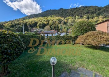 Giardino anteriore 2.jpg - Villa Via alla Piana 84, Cannobio - photo 7