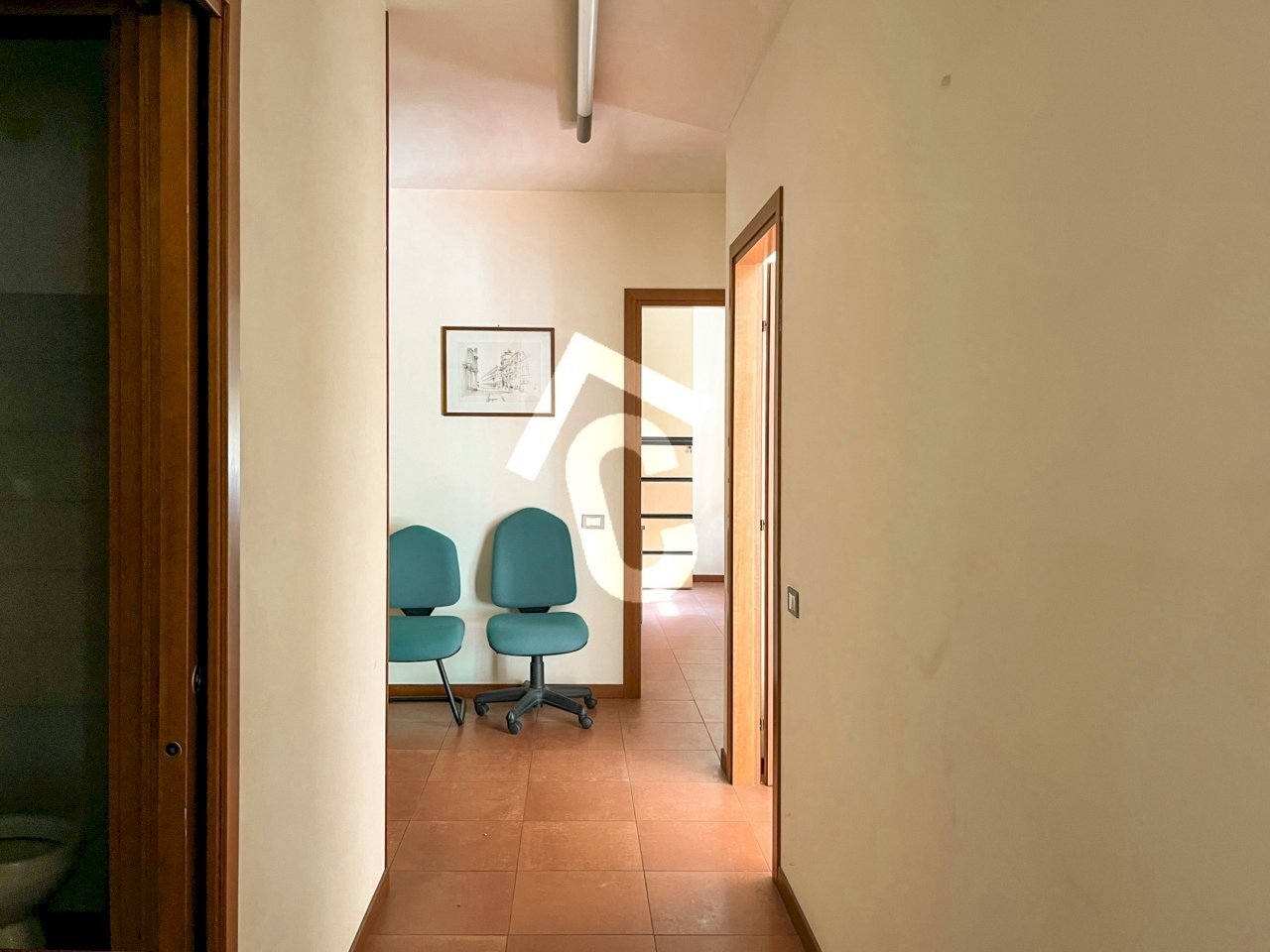 73776.jpg - Office Jesi - photo 2