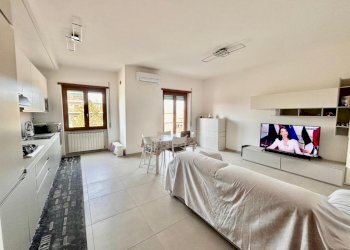 5.jpeg - Trilocale Via Nazionale Tiburtina 65, Guidonia Montecelio - foto 5