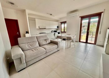 WhatsApp Image 2026-04-22 at 16.32.32.jpg - Three-room apartment Via Nazionale Tiburtina 65, Guidonia Montecelio - photo 3