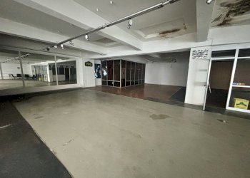 IMG_7340.JPG - Commercial Premises Via Parella 3, Torino (neighborhood Barriera Milano) - photo 2