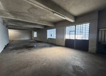 IMG_7345.JPG - Commercial Premises Via Parella 3, Torino (neighborhood Barriera Milano) - photo 10