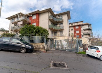 Via Riccardo Zandonai 6 (1).jpg - Three-room apartment Via Riccardo Zandonai 6, Catania - photo 1