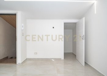 DSC05815.jpg - Quadrilocale Via delle Rose 17, Valverde - foto 5