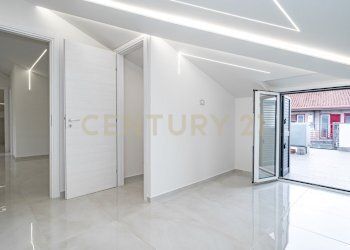 DSC05827.jpg - Quadrilocale Via delle Rose 17, Valverde - foto 13