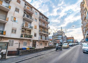 DSC05333.jpg - Trilocale Via Antonello da Messina 2, Catania - foto 1