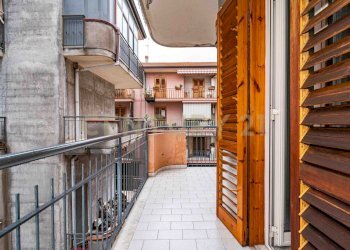 DSC05484.jpg - Quadrilocale Via Salvo D'Acquisto 42, Aci Catena - foto 8