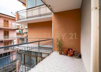 DSC05485.jpg - Quadrilocale Via Salvo D'Acquisto 42, Aci Catena - foto 9