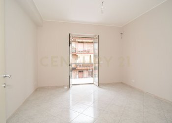 DSC05494.jpg - Quadrilocale Via Salvo D'Acquisto 42, Aci Catena - foto 15