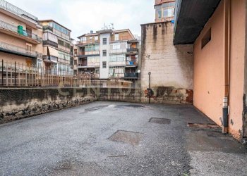 DSC05474.jpg - Quadrilocale Via Salvo D'Acquisto 42, Aci Catena - foto 21