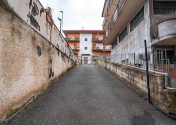 DSC05475.jpg - Quadrilocale Via Salvo D'Acquisto 42, Aci Catena - foto 22