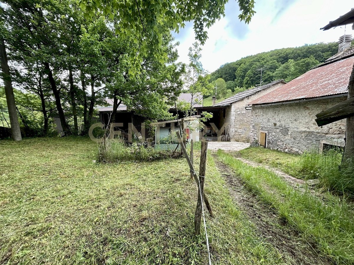 03.jpeg - Agricultural land Contrada Tezze, Velo Veronese - photo 3