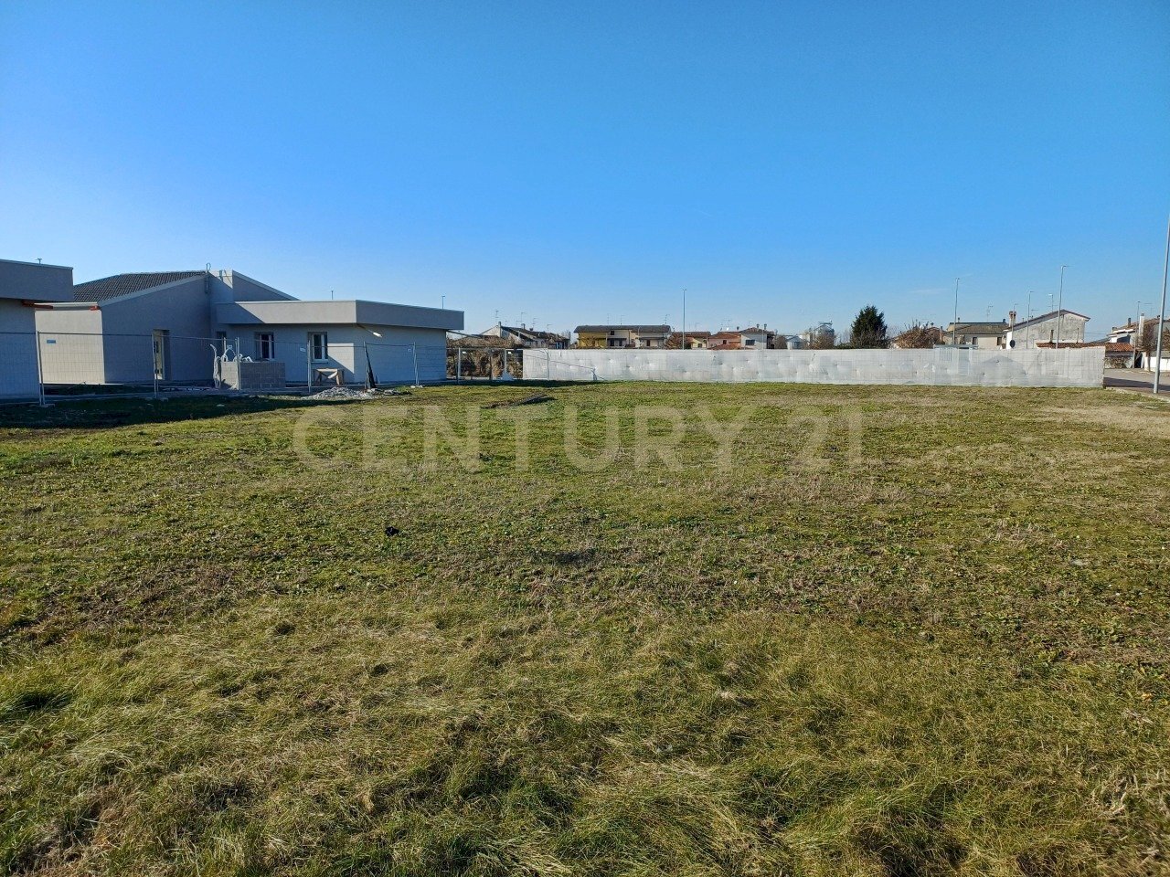 20250114_120758.jpg - Terreno edificabile Via Cimitero, Castelbelforte - foto 3