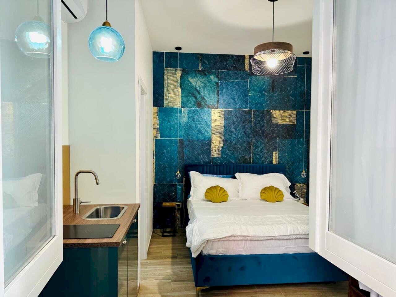 31d9803c-9a86-4a19-9c66-2c44118fed8b.jpg - Monolocale Lungomare Cristoforo Colombo, Salerno - foto 2