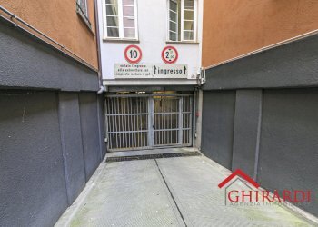 1.2 INGRESSO.jpg - Box Via Bombrini, Genova (zona Sampierdarena) - foto 4