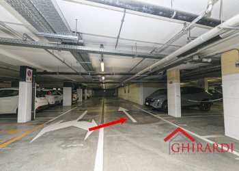 1.1 POSTI AUTO 5-7 BOMBINI.jpg - Box Via Bombrini, Genova (zona Sampierdarena) - foto 14