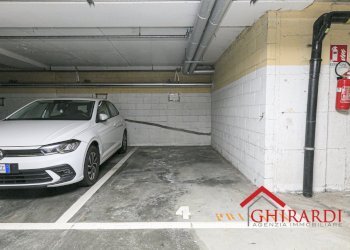 5.0 POSTO 4.jpg - Box Via Bombrini, Genova (zona Sampierdarena) - foto 26