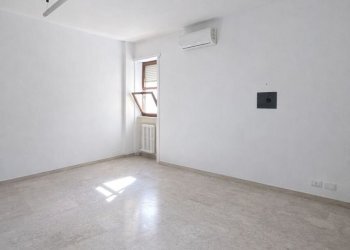 WhatsApp Image 2026-03-24 at 16.53.26.jpeg - Apartment Via Imperatore Adriano 11, Lecce - photo 6