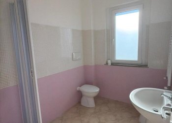 PHOTO-2026-04-27-13-04-49 15.jpg - Independent house Viale Roma 210, Anzio - photo 11