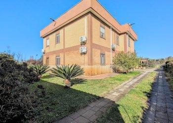 PXL_20260213_092327268~2.jpg - Villa Via Granieri 56, Nettuno - photo 20