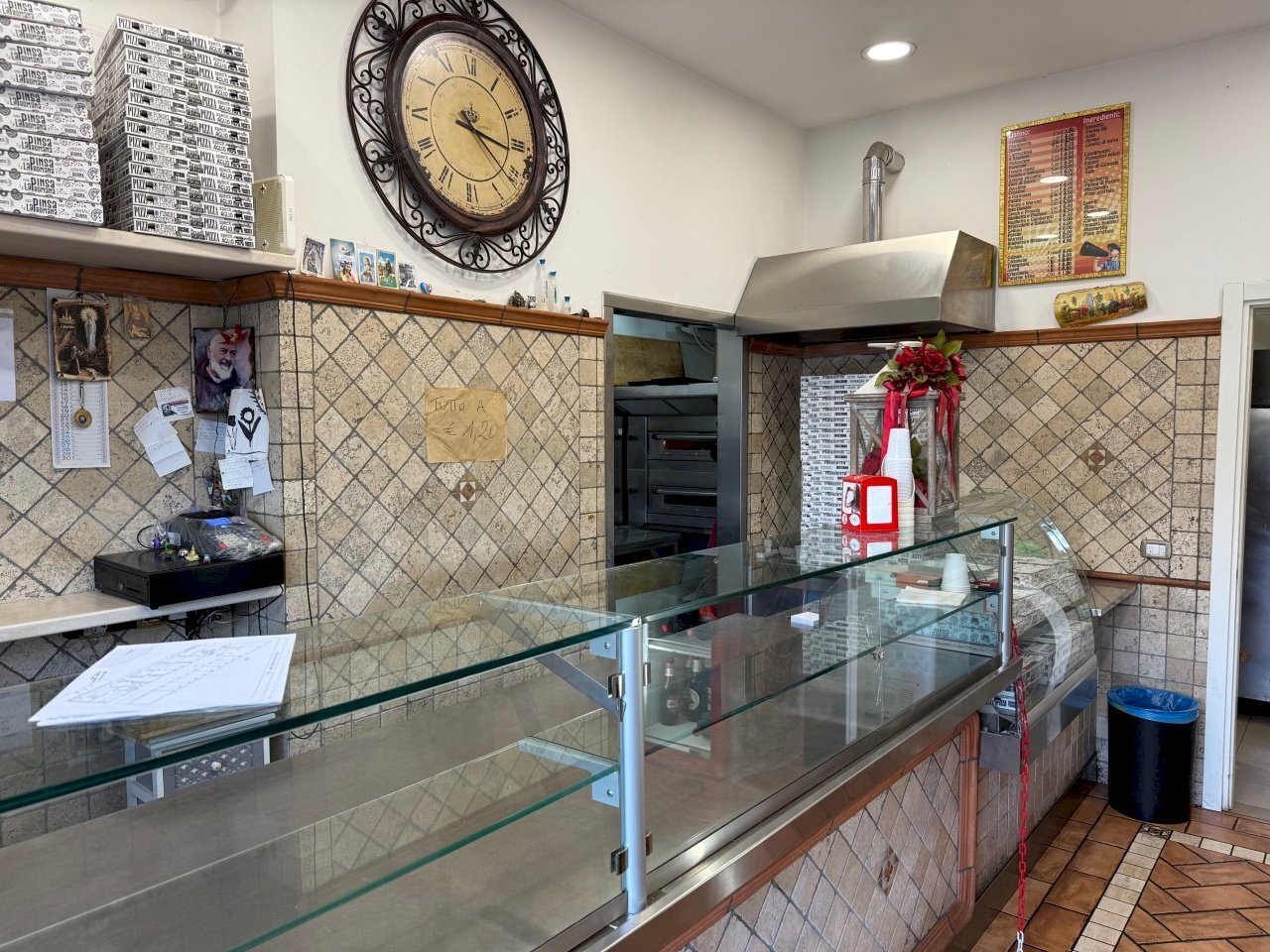 IMG_7652.jpg - Commercial Premises Via Santa Maria 160, Nettuno - photo 1