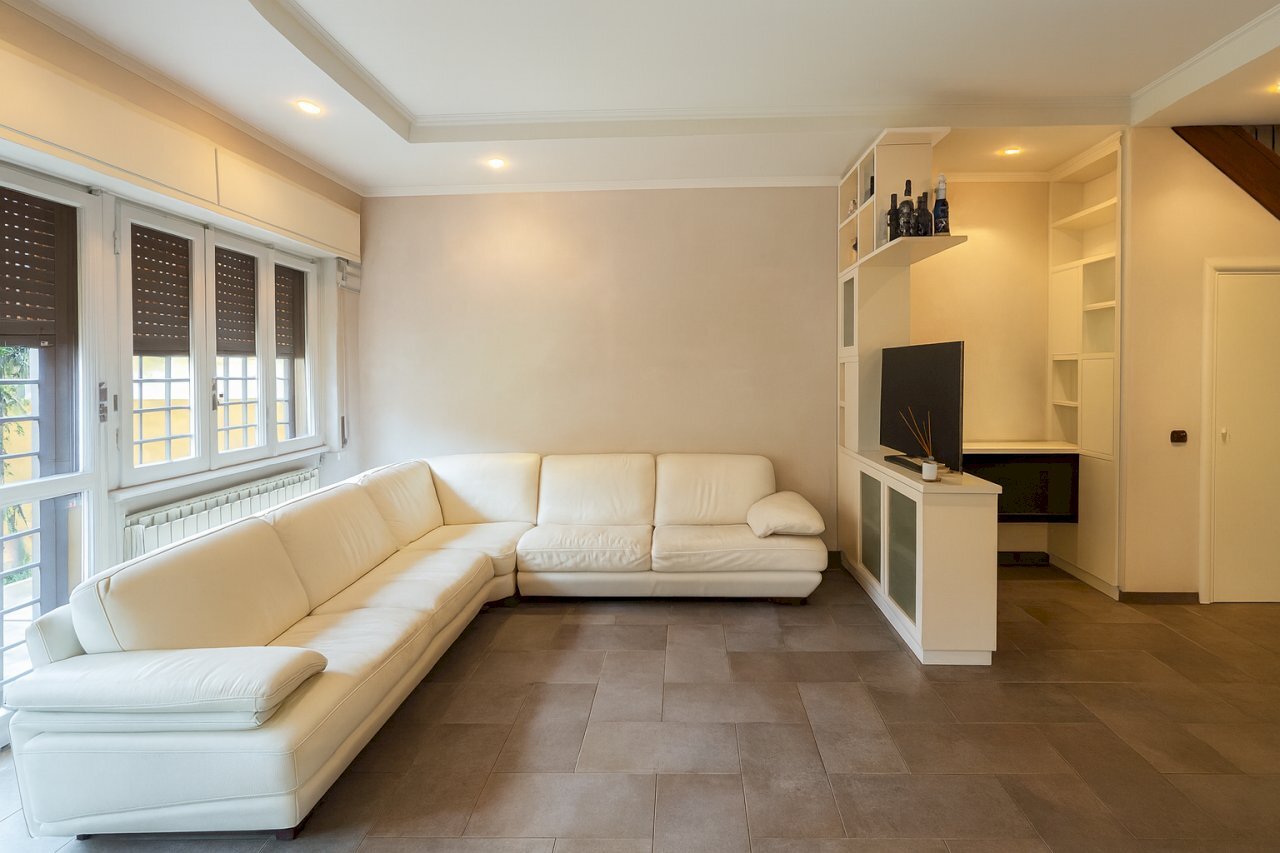 700CCEFF-BE9E-44F9-99C1-40DDC51F6850.PNG - Trilocale Via Leonida Rech 58, Roma - foto 2