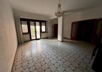 2d02e437-c9a2-40b5-ac4b-bf3992f2f5fc.jpg - Apartment via san giacomo 92, Nettuno - photo 4