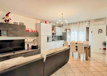 IMG_20250624_170557187_HDR~2.jpg - Two-room apartment Corso Italia 9, Anzio - photo 3