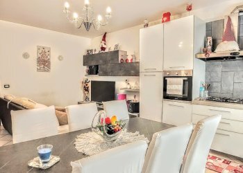 IMG_20250624_170736489_HDR~2.jpg - Two-room apartment Corso Italia 9, Anzio - photo 6