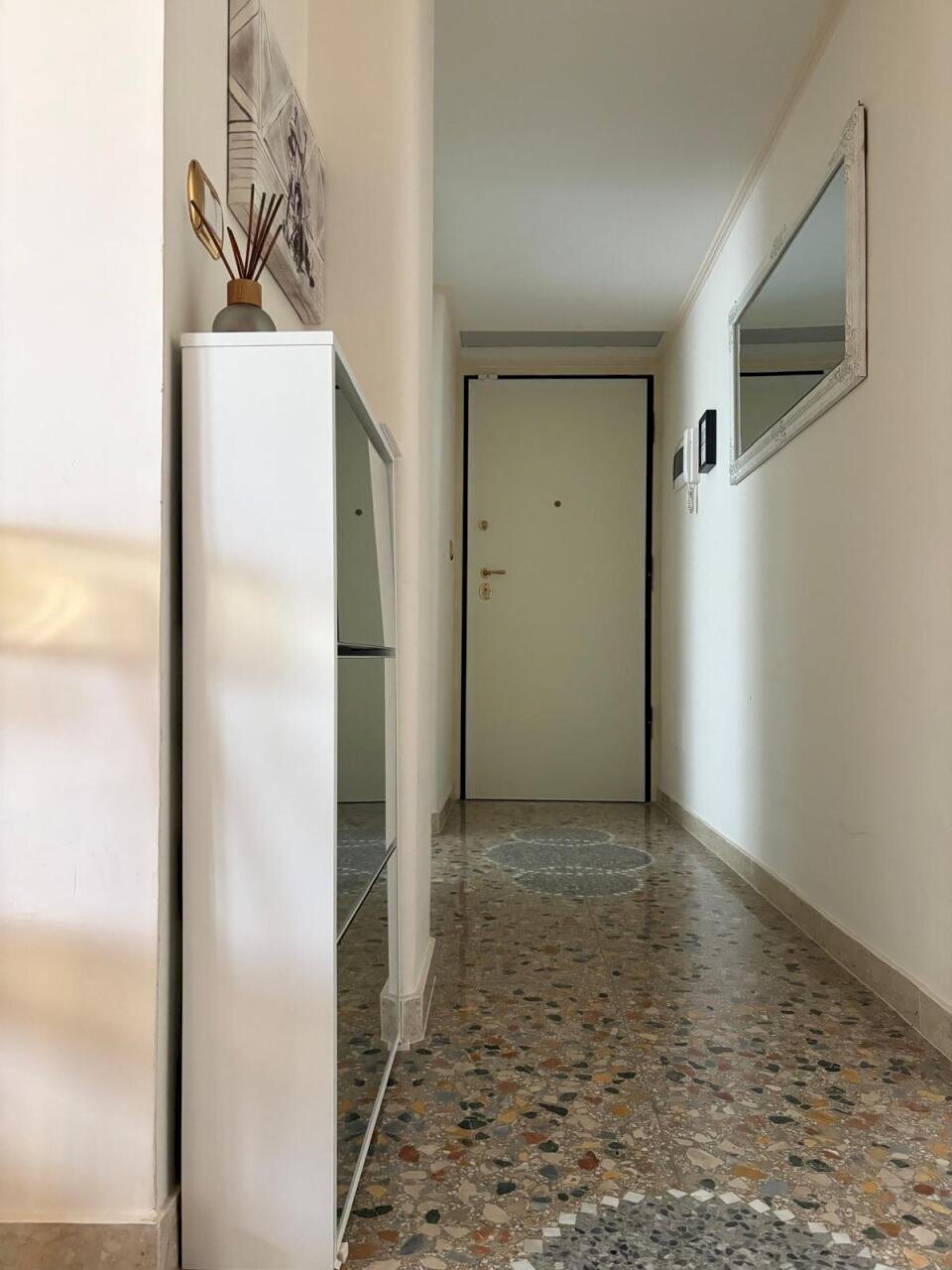 PHOTO-2025-05-28-18-21-55.jpg - Bilocale Viale Mencacci 4, Anzio - foto 2