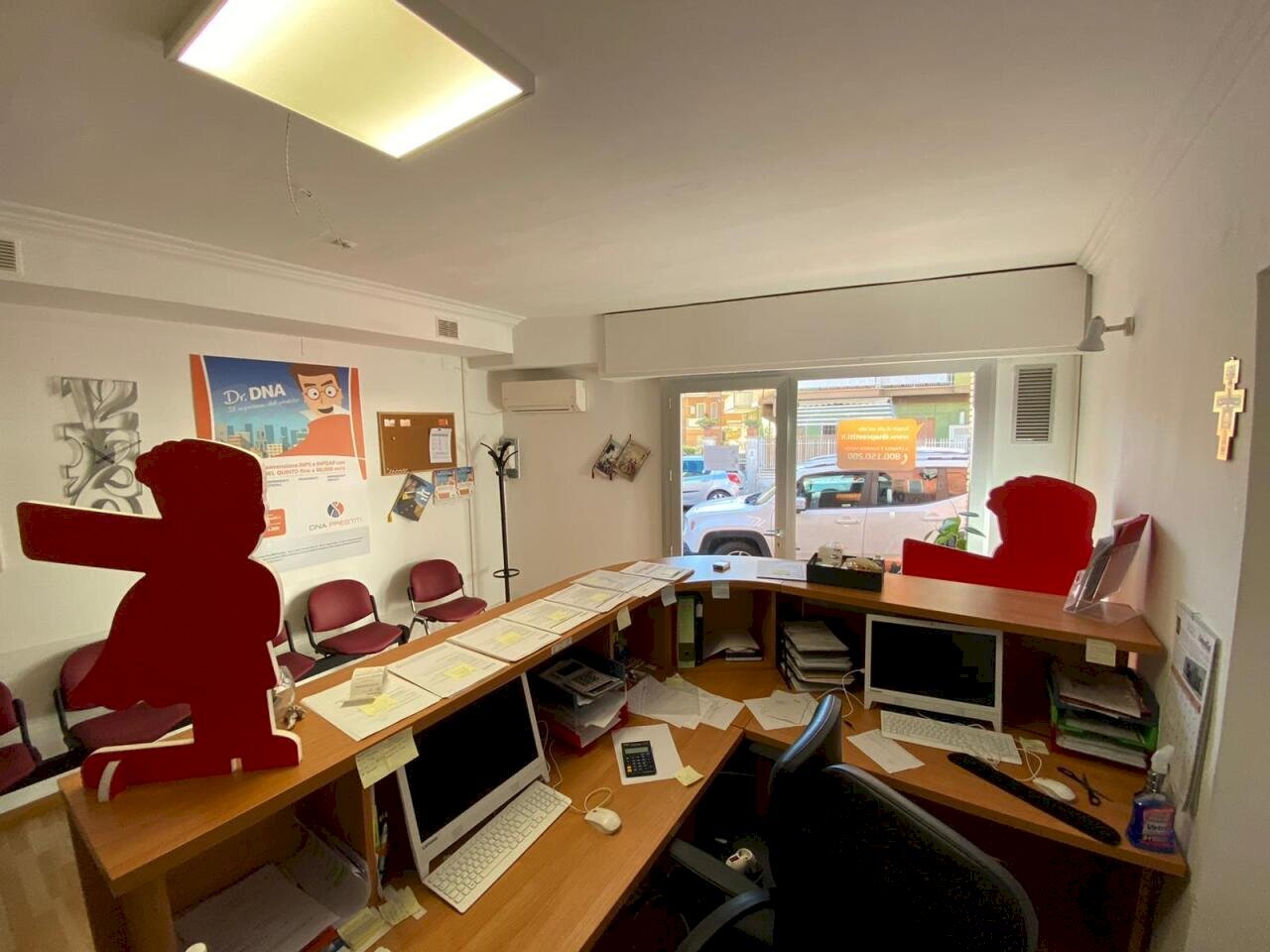 e1176be9-7fc6-45b1-94fa-9f17bba08bd5.jpg - Commercial Premises Via Francesco Breschi 28, Anzio - photo 3